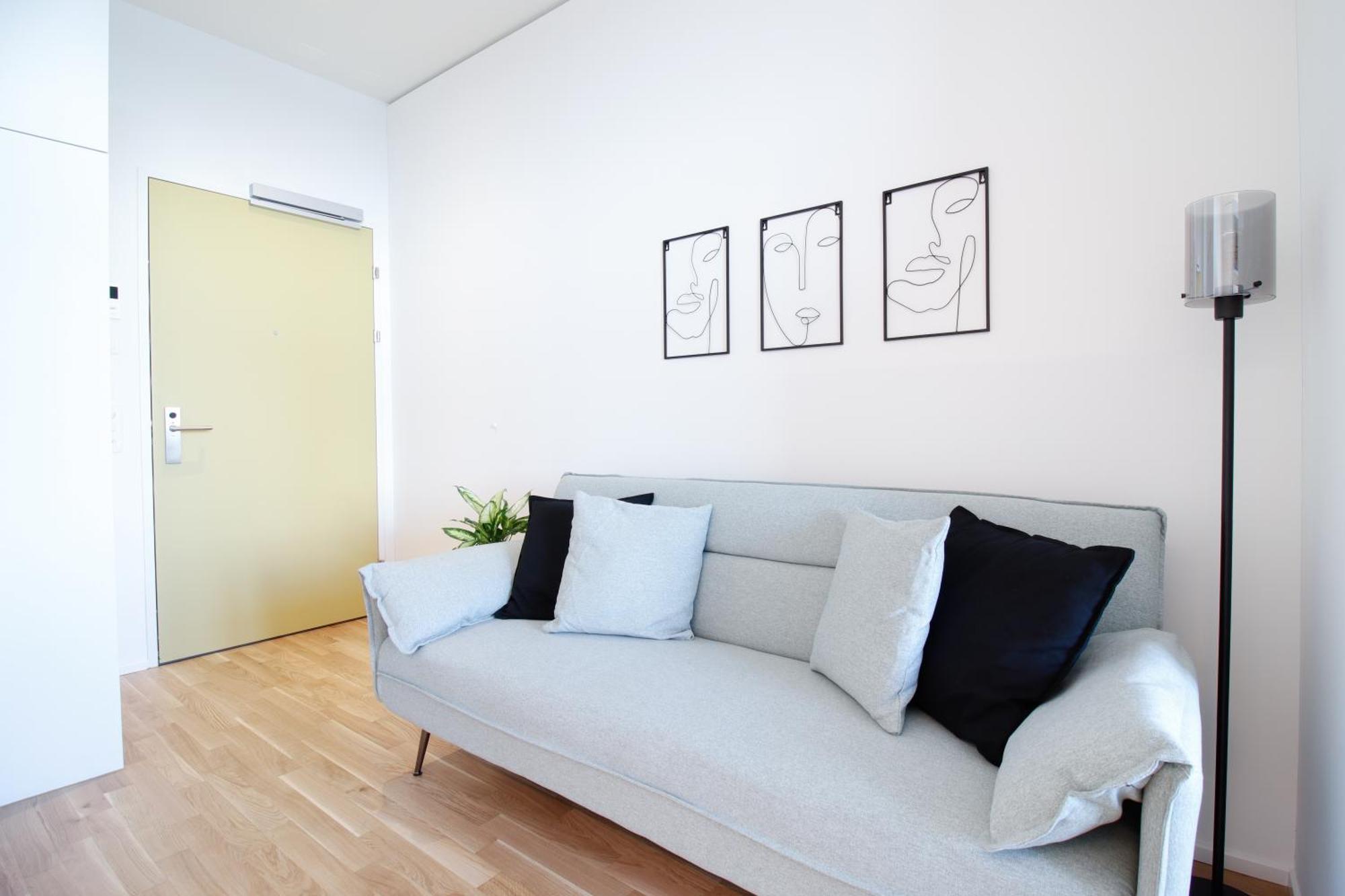 Loewe Apartments Am Rheinfall Neuhausen Am Rheinfall Eksteriør bilde